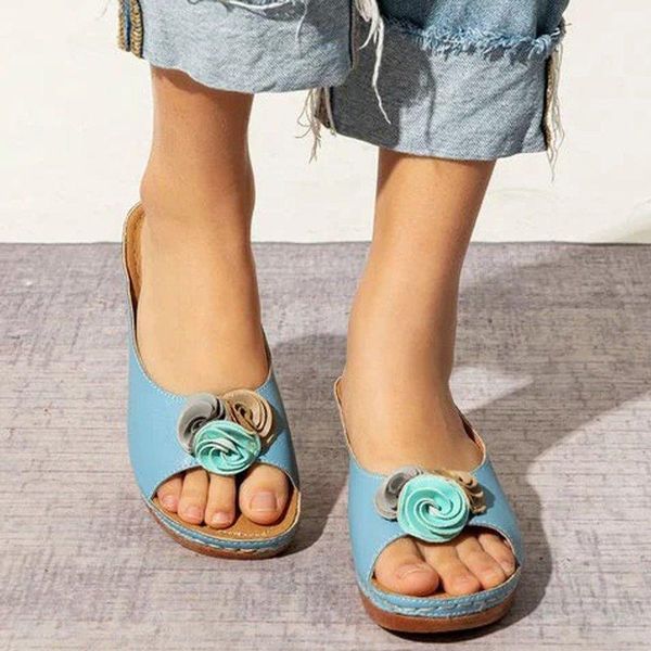 slippers big size 35-43 women platform small floral decoration outdoor open toe fashion summer pink khaki wedges, Black
slippers big size 35-43 women platform small floral decoration outdoor open toe fashion summer pink khaki wedges, Black