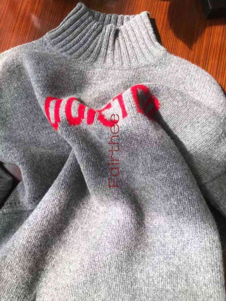 100% cashmere women sweater 2021 autumn/ winter new letter high neck loose knitted sweater womens fashion pullover, White;black
100% cashmere women sweater 2021 autumn/ winter new letter high neck loose knitted sweater womens fashion pullover, White;black