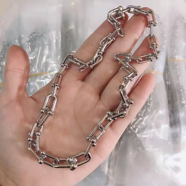 necklace bracelet thin u-shaped horseshoe hardware designer women men couple fashion watche wedding party thanksgiving day valentine gifts, Silver
necklace bracelet thin u-shaped horseshoe hardware designer women men couple fashion watche wedding party thanksgiving day valentine gifts, Silver