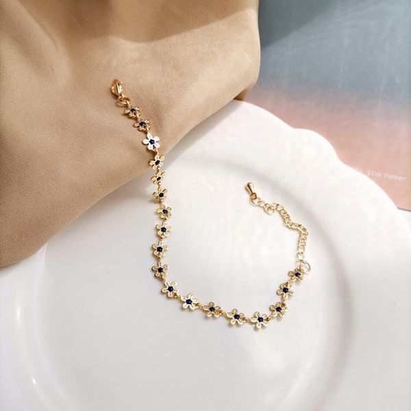 charm bracelets cute little flower bracelet for women ins fashion design temperament sweet mori's jewelry, Golden;silver
charm bracelets cute little flower bracelet for women ins fashion design temperament sweet mori's jewelry, Golden;silver