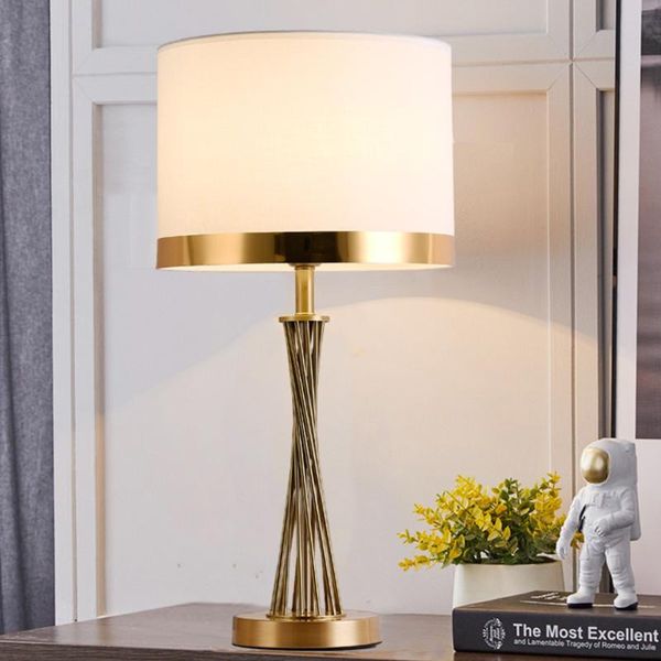 table lamps nordic simple postmodern lamp model room living study bedside decoration household american light luxury
table lamps nordic simple postmodern lamp model room living study bedside decoration household american light luxury