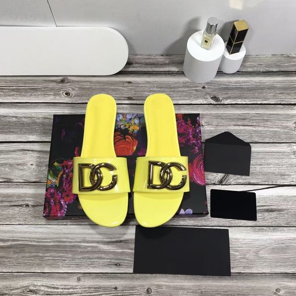 woman classic high version open-toe flat slippers wearing a flip-flop cross-border trade shoes sandals and slippers, Black
woman classic high version open-toe flat slippers wearing a flip-flop cross-border trade shoes sandals and slippers, Black