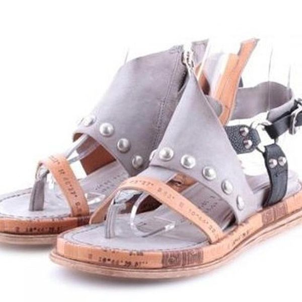 sandals plus size ladies 2021 european and american style women's soft sole retro wish, Black
sandals plus size ladies 2021 european and american style women's soft sole retro wish, Black