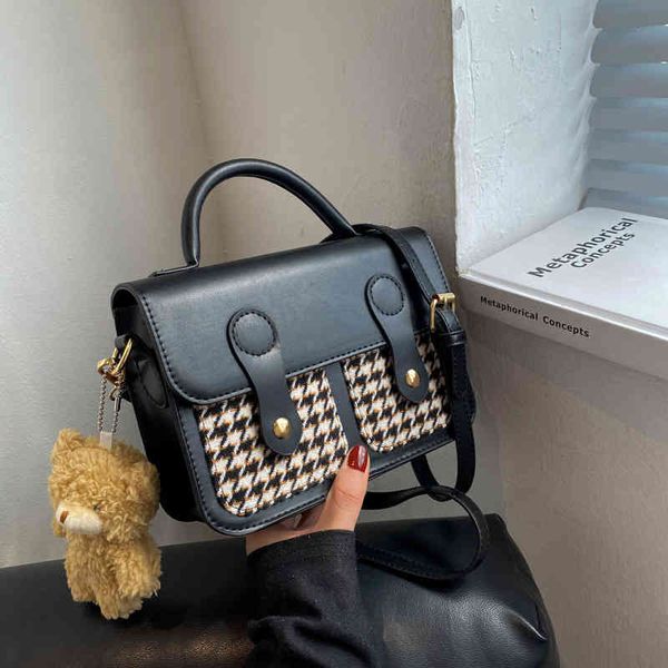 bags handbags small women's 2021 fashion autumn and winter single shoulder messenger mass texture portable square, Black;red
bags handbags small women's 2021 fashion autumn and winter single shoulder messenger mass texture portable square, Black;red