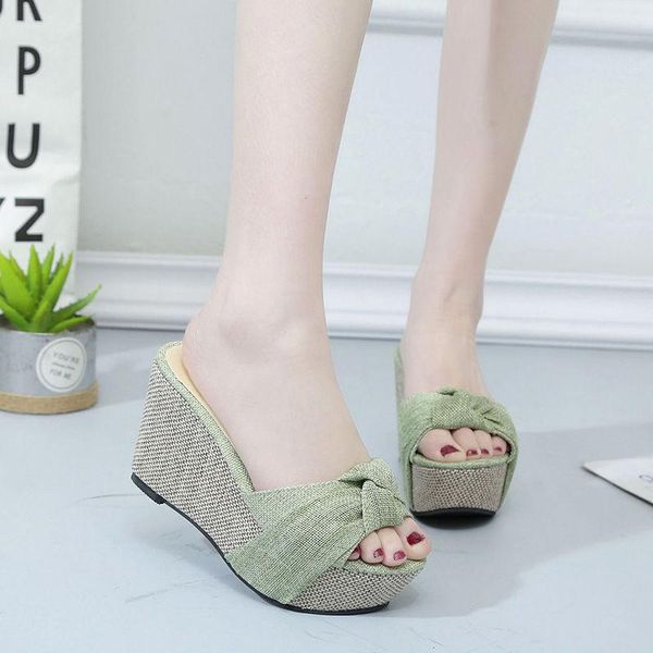 sandals summer ultra high heel wedge women slippers fashion thick bottom waterproof platform outdoor, Black
sandals summer ultra high heel wedge women slippers fashion thick bottom waterproof platform outdoor, Black