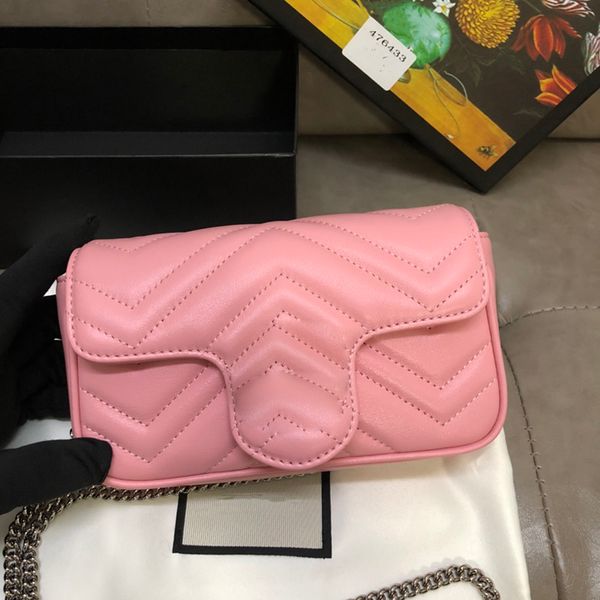 super mini fashion women chain shoulder bags cute style real leather crossbody bag for ladies with white box size 16.5x10.2x5.1 cm
super mini fashion women chain shoulder bags cute style real leather crossbody bag for ladies with white box size 16.5x10.2x5.1 cm