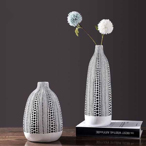 vases street art black and white wave point vase resin flowerpot creative dried flower home decoration accessories
vases street art black and white wave point vase resin flowerpot creative dried flower home decoration accessories