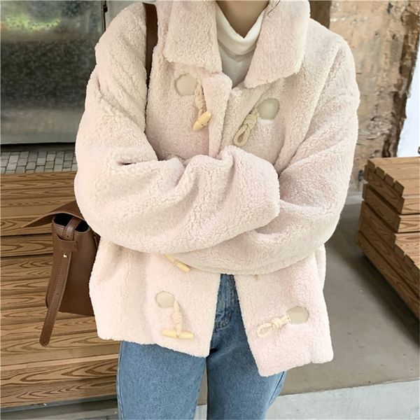 winter office lady faux lambwool coat women fashion solid horn button fur jacket loose lapel thick warm plush coats 210421, Black 
winter office lady faux lambwool coat women fashion solid horn button fur jacket loose lapel thick warm plush coats 210421, Black