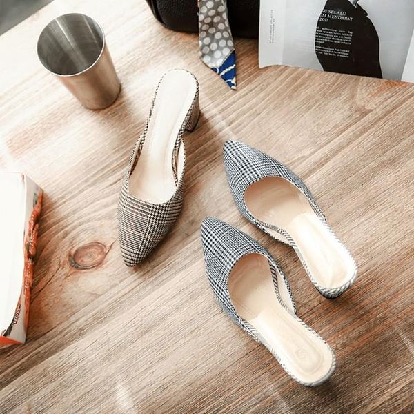 dress shoes 2021 summer ladies slippers fashion sandals high heel women pointed toe casual chaussures femme h14-18, Black
dress shoes 2021 summer ladies slippers fashion sandals high heel women pointed toe casual chaussures femme h14-18, Black