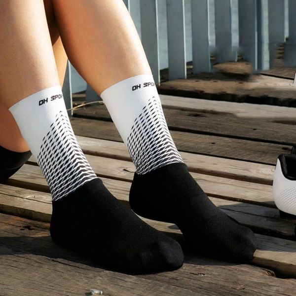 sports socks men women anti slip cycling breathable professional bike sock compression bicycle outdoor running sport, Black
sports socks men women anti slip cycling breathable professional bike sock compression bicycle outdoor running sport, Black