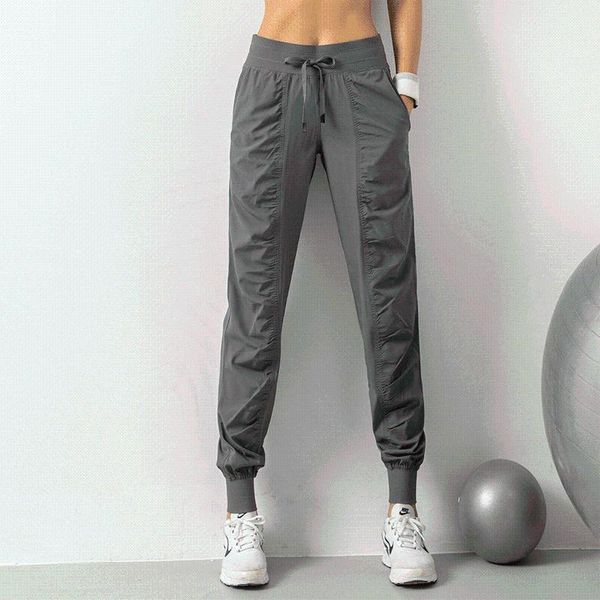 loose joggers women sweatpants tapered breathable running fitness pants capri pocket jogging, Black;blue
loose joggers women sweatpants tapered breathable running fitness pants capri pocket jogging, Black;blue