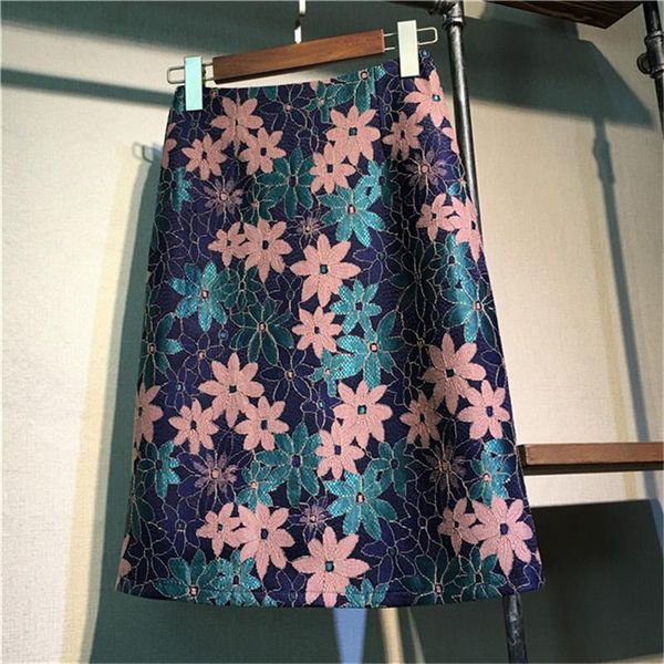 skirts 2021 spring fall fashion office lady womens high waist pencil skirt vintage jacquard embroidery knee length, Black
skirts 2021 spring fall fashion office lady womens high waist pencil skirt vintage jacquard embroidery knee length, Black