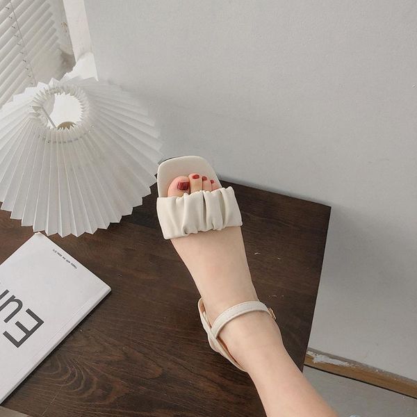 dress shoes 2021 summer net red thick bottom high-heeled sandals simple square head wild word with fairy wind high heels, Black
dress shoes 2021 summer net red thick bottom high-heeled sandals simple square head wild word with fairy wind high heels, Black