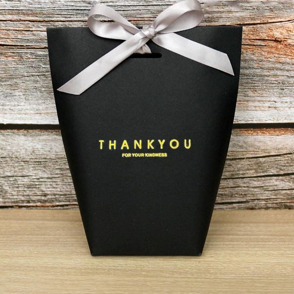 gift wrap wedding party christmas favor candy paper bag box with ribbon used for diy, garden packaging
gift wrap wedding party christmas favor candy paper bag box with ribbon used for diy, garden packaging