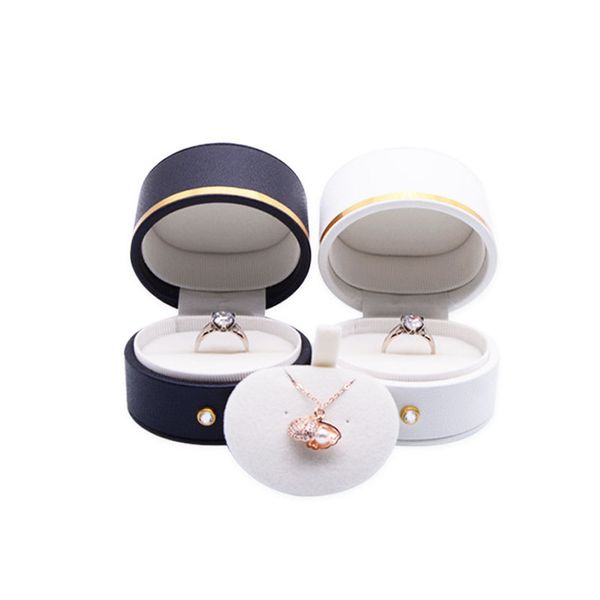 creative oval jewelry packaging box earrings pendants necklace display props pu leather phnom penh ring display stand, Black;white
creative oval jewelry packaging box earrings pendants necklace display props pu leather phnom penh ring display stand, Black;white