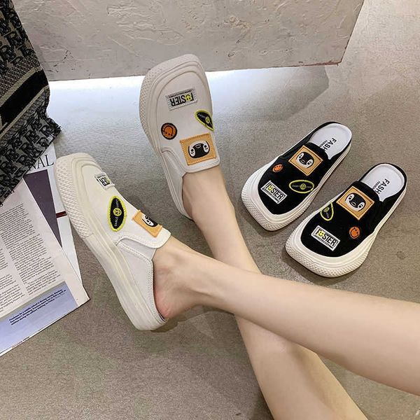 2021 ladies half slippers women canvas square head flat slipper new women's casual female fashion beach shoes plus size y0907, Black
2021 ladies half slippers women canvas square head flat slipper new women's casual female fashion beach shoes plus size y0907, Black