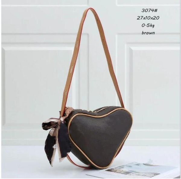 famous fashion love ladies crossbody heart-shaped bag wallet handbag shoulder coin purse
famous fashion love ladies crossbody heart-shaped bag wallet handbag shoulder coin purse