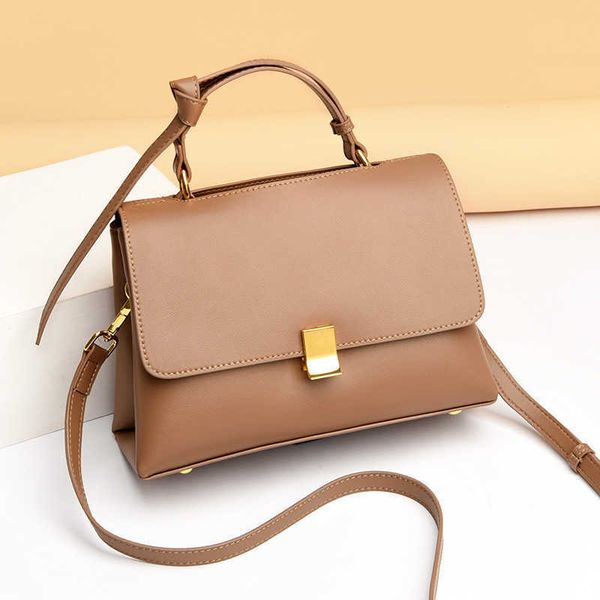 premium bag 2021 new leather fashion versatile ins one shoulder messenger bag handbag women
premium bag 2021 new leather fashion versatile ins one shoulder messenger bag handbag women