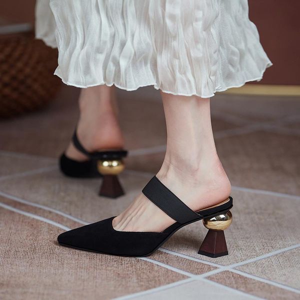 dress shoes women heel mules 2021 comfortable 6.5cm talon ladies genuine leather pointed toe retro sandals damen chaussure femme, Black
dress shoes women heel mules 2021 comfortable 6.5cm talon ladies genuine leather pointed toe retro sandals damen chaussure femme, Black