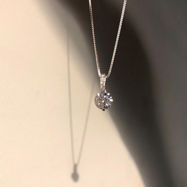 chains meyrroyu 925 sterling silver ladies engagement necklace single zircon rhinestone pendant clavicle chain jewelry 2021
chains meyrroyu 925 sterling silver ladies engagement necklace single zircon rhinestone pendant clavicle chain jewelry 2021