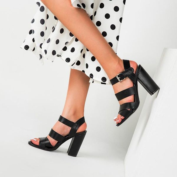 summer women shoes block high heels gladiator sandals ladies open toe cross strappy roman black sandalias mujer
summer women shoes block high heels gladiator sandals ladies open toe cross strappy roman black sandalias mujer