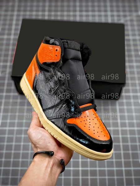 shattered backboard 3 .0 1 high basketball shoes designer sneakers jumpman 1s sports trainers black pale vanilla starfish chaussures
shattered backboard 3 .0 1 high basketball shoes designer sneakers jumpman 1s sports trainers black pale vanilla starfish chaussures