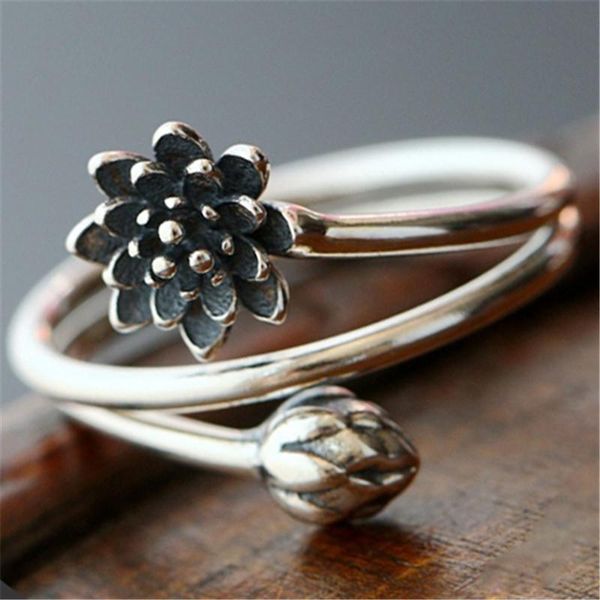 cluster rings vintage 925 sterling silver lotus flower for women european 3-layers ring female jewelry, Golden;silver
cluster rings vintage 925 sterling silver lotus flower for women european 3-layers ring female jewelry, Golden;silver