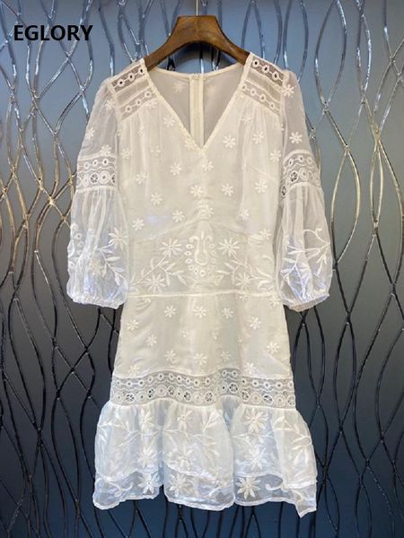 luxury embroidery dress 2021 summer party women v-neck hollow out lace patchwork 3/4 sleeve slim fit a-line white blue xl casual dresses, Black;gray
luxury embroidery dress 2021 summer party women v-neck hollow out lace patchwork 3/4 sleeve slim fit a-line white blue xl casual dresses, Black;gray