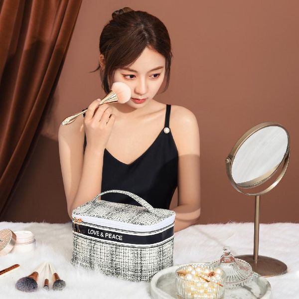 brivilas women's cosmetic bag printed letter zipper makeup travel washing organizer beauty cases make up bags
brivilas women's cosmetic bag printed letter zipper makeup travel washing organizer beauty cases make up bags