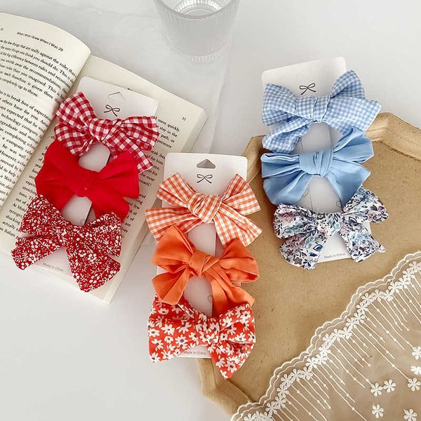 korean fragmentary plaid bow hairpin set fabric stripe hairpin for girl's baby, Slivery;white
korean fragmentary plaid bow hairpin set fabric stripe hairpin for girl's baby, Slivery;white