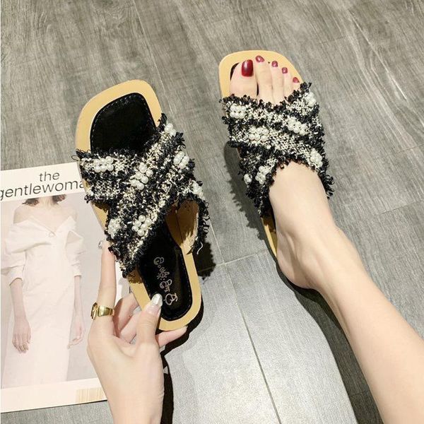 sandals 2021 fashion woman summer shoes gladiator beach black white flat heel mule slippers size 35-40 flip flop
sandals 2021 fashion woman summer shoes gladiator beach black white flat heel mule slippers size 35-40 flip flop