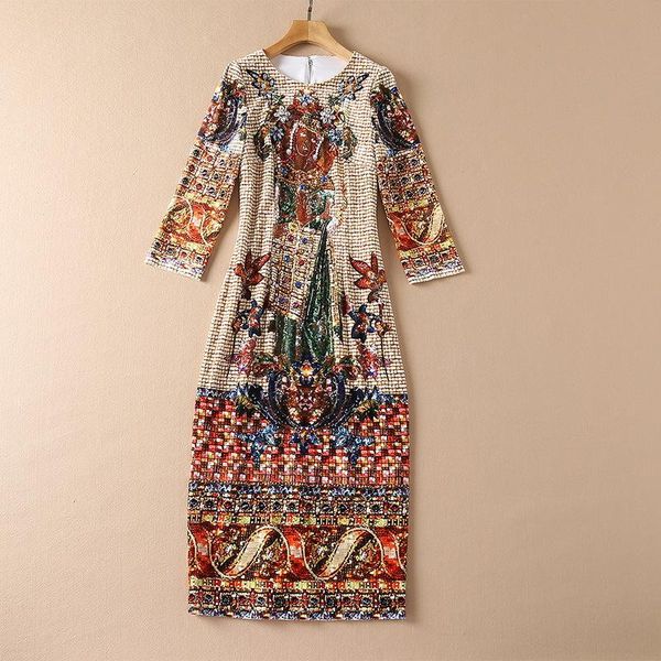 casual dresses retro mural women's pencil skirt 2021 autumn and winter heavy industry beaded diamond velvet dress, Black;gray
casual dresses retro mural women's pencil skirt 2021 autumn and winter heavy industry beaded diamond velvet dress, Black;gray