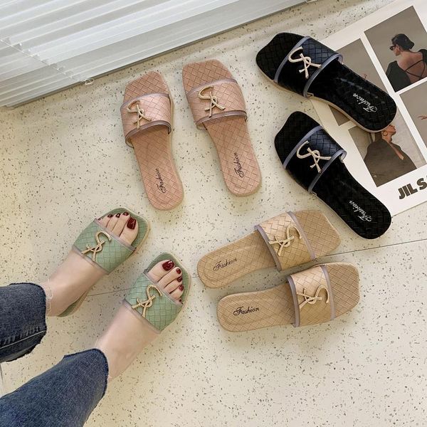 summer fashion wear letter print soft sole women's slippers classic casual beach shoes vacation sandals lazy, Black
summer fashion wear letter print soft sole women's slippers classic casual beach shoes vacation sandals lazy, Black