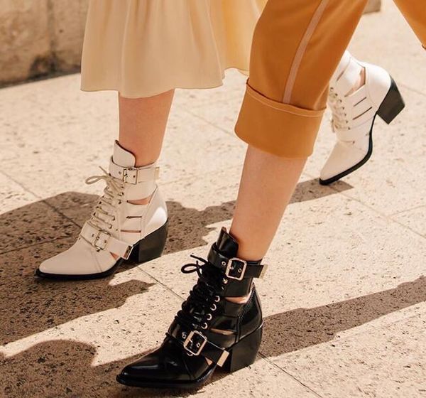 boots real leather woman pointed toe hollow belt buckle flat ankle cool lace up boot pos, Black
boots real leather woman pointed toe hollow belt buckle flat ankle cool lace up boot pos, Black