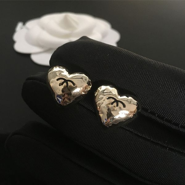 cuff stud earrings 925 silver needle korean version small xiangfeng lingge love series letter, Golden
cuff stud earrings 925 silver needle korean version small xiangfeng lingge love series letter, Golden