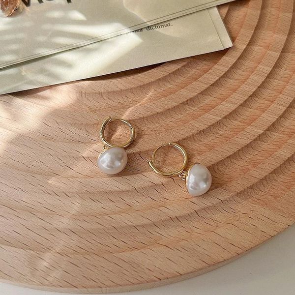 hoop & huggie origin summer vintage half round imitation pearl earring for women fashion gold metallic jewellery pendientes, Golden;silver
hoop & huggie origin summer vintage half round imitation pearl earring for women fashion gold metallic jewellery pendientes, Golden;silver
