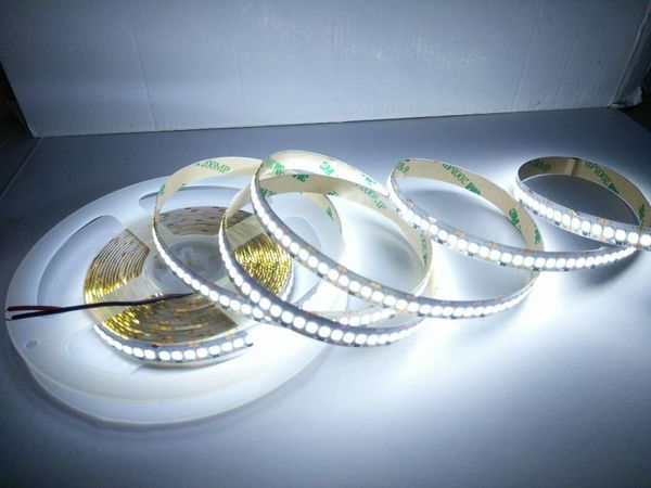 strip no-waterproof 5m/lot fiexible smd 2835 240led/m warm white/white/1200leds/roll tape extra bright strips led
strip no-waterproof 5m/lot fiexible smd 2835 240led/m warm white/white/1200leds/roll tape extra bright strips led
