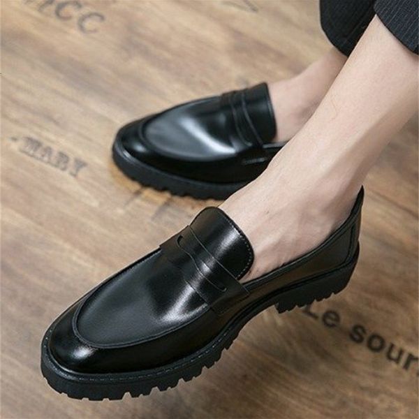 dress shoes sapatos masculinos simples de couro artificial, calçado estilo britânico com sola grossa e respirável, verão sbe5, Black
dress shoes sapatos masculinos simples de couro artificial, calçado estilo britânico com sola grossa e respirável, verão sbe5, Black