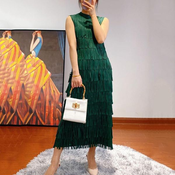 casual dresses women maxi dress pleated multi-layer tassel round collar sleeveless elastic style 2022 summer fashion 15jk090, Black;gray
casual dresses women maxi dress pleated multi-layer tassel round collar sleeveless elastic style 2022 summer fashion 15jk090, Black;gray