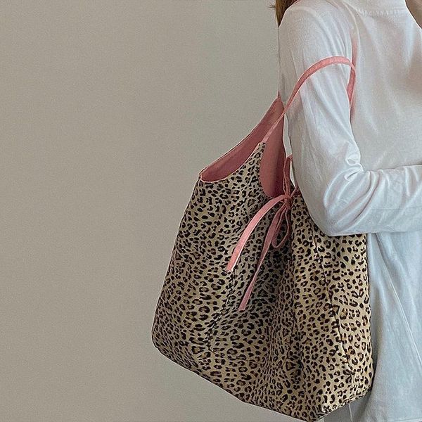 evening bags large capacity female canvas handbags fashion leopard pattern women shoulder contrasting color ladies travel casual tote
evening bags large capacity female canvas handbags fashion leopard pattern women shoulder contrasting color ladies travel casual tote