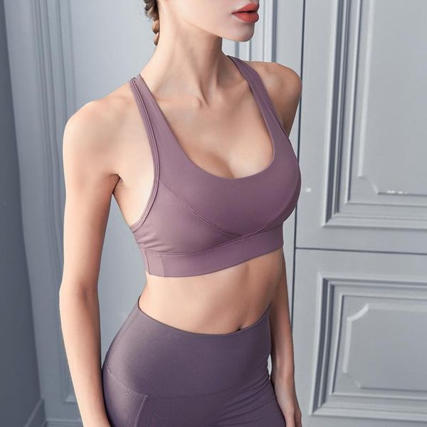 gym clothing yoga vest woman with chest pad quick dry beauty back strap bra fitness run together shockproof wear sports underwear, White;black
gym clothing yoga vest woman with chest pad quick dry beauty back strap bra fitness run together shockproof wear sports underwear, White;black