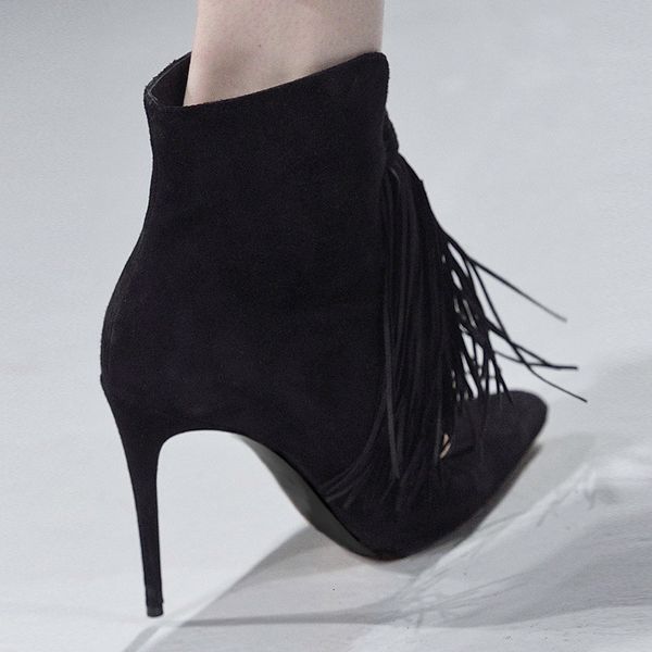 boot black suede leather fringe ankles fashion track clippings women's high-heeled shoes tyle short boots with high heels
boot black suede leather fringe ankles fashion track clippings women's high-heeled shoes tyle short boots with high heels