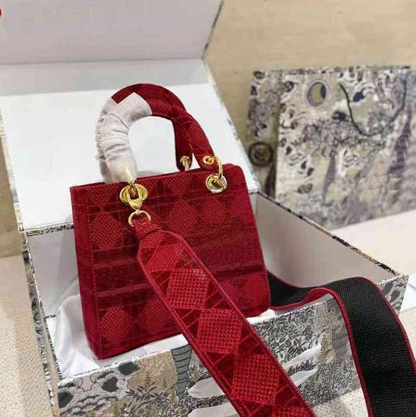 purse women handbag handbag luxurys designer ladies 24cm embroidery velvet shoulder bag fabric cross-border single roomyd7a
purse women handbag handbag luxurys designer ladies 24cm embroidery velvet shoulder bag fabric cross-border single roomyd7a