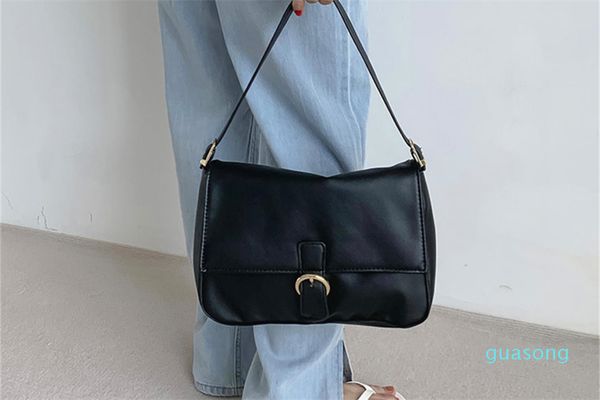 evening bags niche design retro large capacity one shoulder baguette bag baguette bag versatile tide cross lap portable
evening bags niche design retro large capacity one shoulder baguette bag baguette bag versatile tide cross lap portable