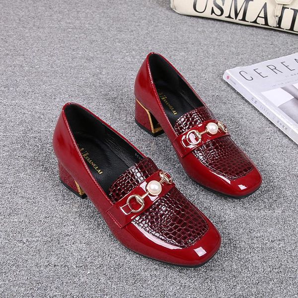 dress shoes work professional women's patent leather shallow mouth stewardess el employees med heels square toe women, Black
dress shoes work professional women's patent leather shallow mouth stewardess el employees med heels square toe women, Black