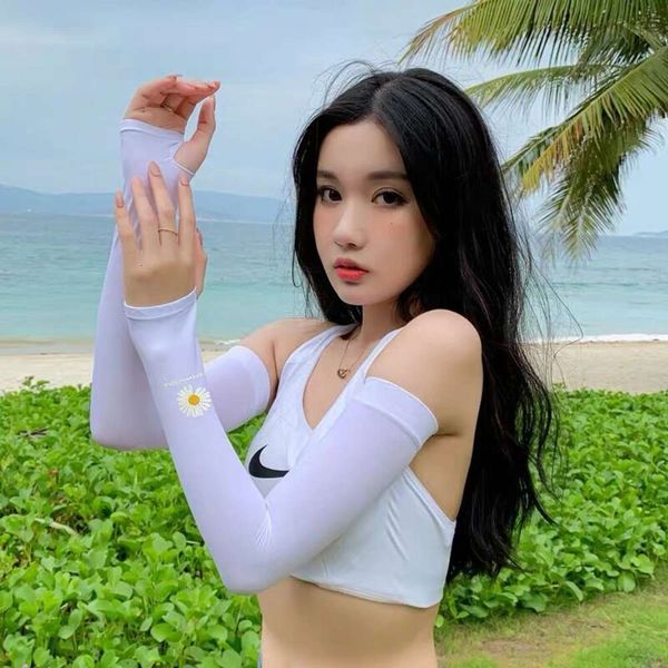 korean version of little daisy sun protection ice silk sleeve ultraviolet mosquito driving arm female
korean version of little daisy sun protection ice silk sleeve ultraviolet mosquito driving arm female