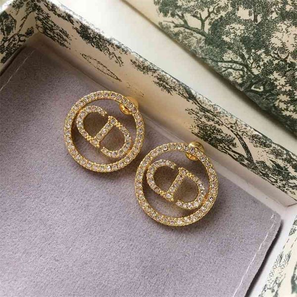 70% off outlet online silver needle letter inlaid stone full diamond earrings high version earrings female, Golden
70% off outlet online silver needle letter inlaid stone full diamond earrings high version earrings female, Golden