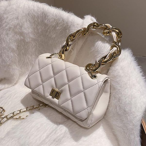 evening bags thick chain handle quilted solid color small pu leather crossbody shoulder bag 2021 winter fashion travel handbags sac à main
evening bags thick chain handle quilted solid color small pu leather crossbody shoulder bag 2021 winter fashion travel handbags sac à main