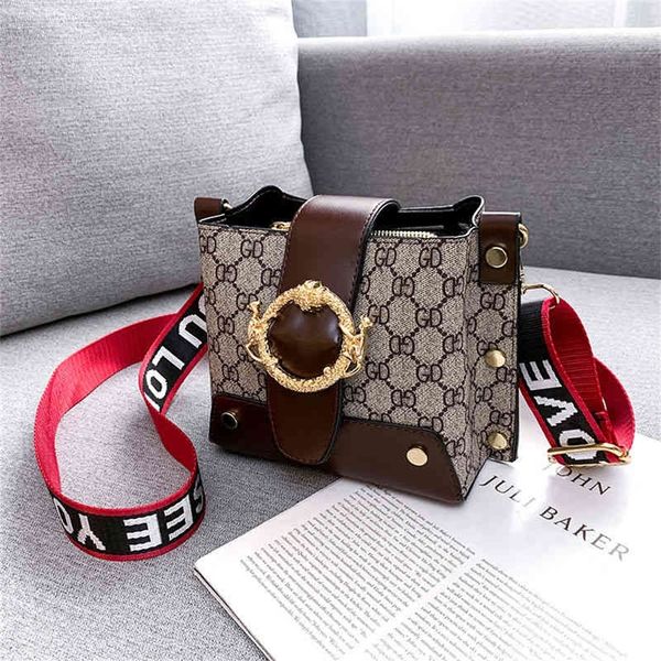 85% off shop for sale bucket women's new versatile net red broadband shoulder classic messenger bag advanced feeling old flower
85% off shop for sale bucket women's new versatile net red broadband shoulder classic messenger bag advanced feeling old flower