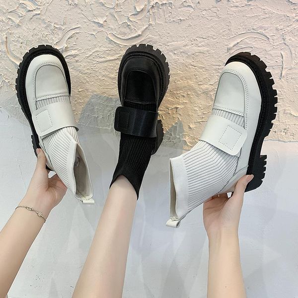 boots flats pu leather women shoes 2021 winter fashion platform slip-on sock botas designer sport ankle snow motorcycle lady, Black
boots flats pu leather women shoes 2021 winter fashion platform slip-on sock botas designer sport ankle snow motorcycle lady, Black